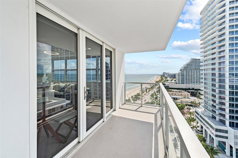 Image 20 of 39 For 209 Fort Lauderdale Beach Blvd  17g