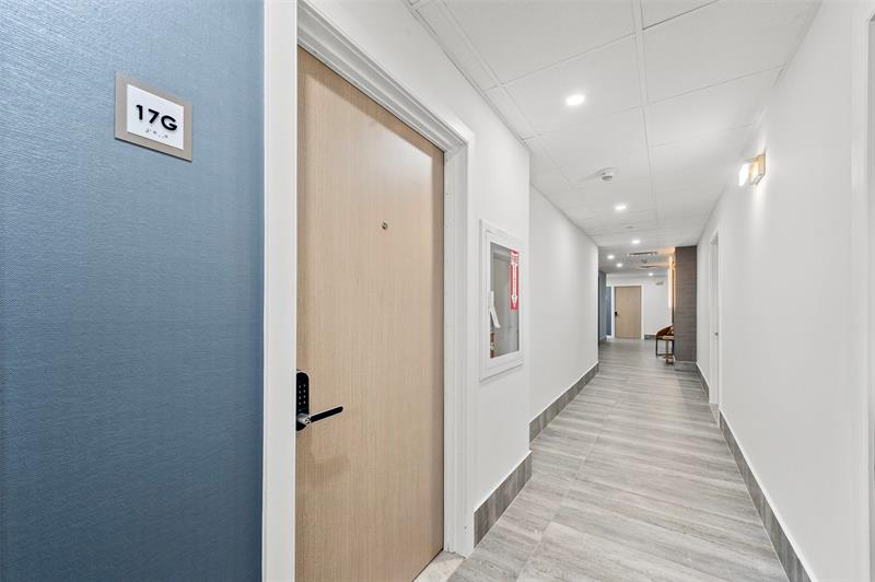 Image 23 of 39 For 209 Fort Lauderdale Beach Blvd  17g