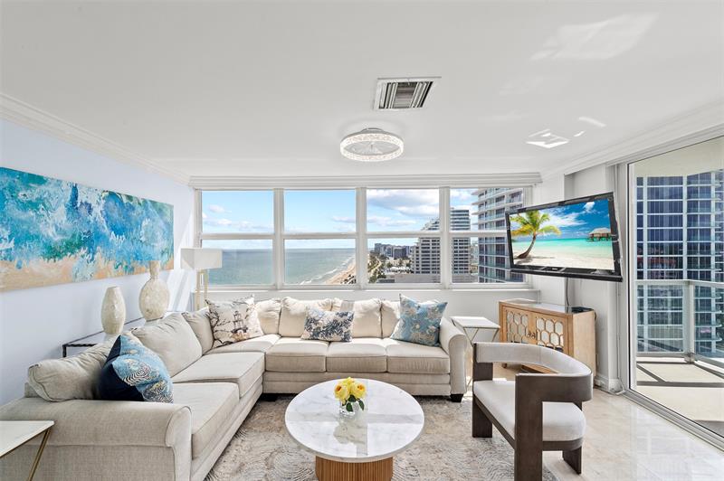 Image 3 of 39 For 209 Fort Lauderdale Beach Blvd  17g