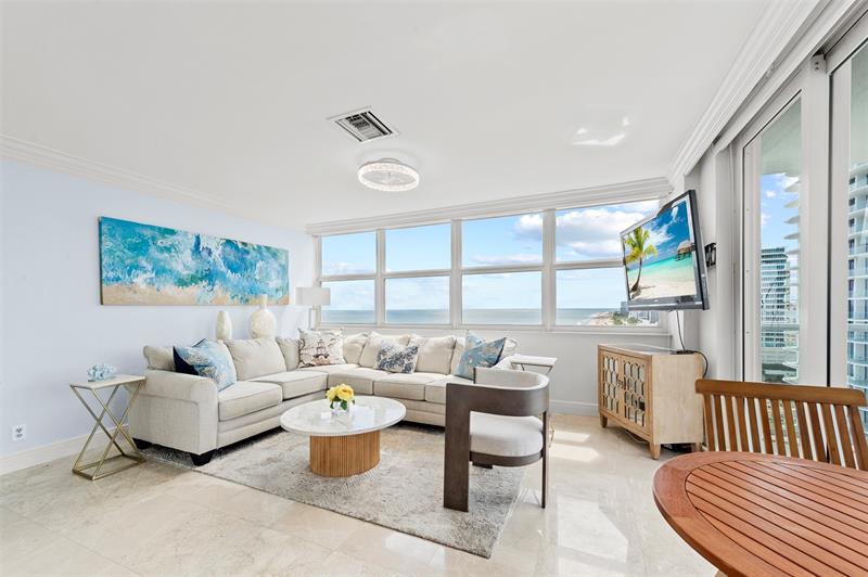 Image 4 of 39 For 209 Fort Lauderdale Beach Blvd  17g
