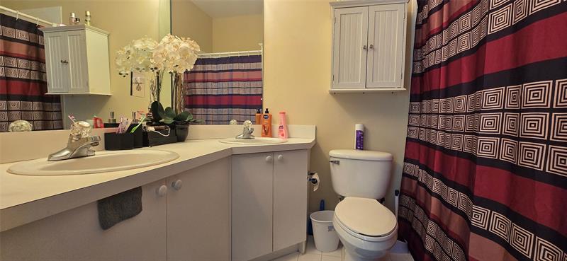 Image 13 of 15 For 8314 Lagos De Campo Blvd