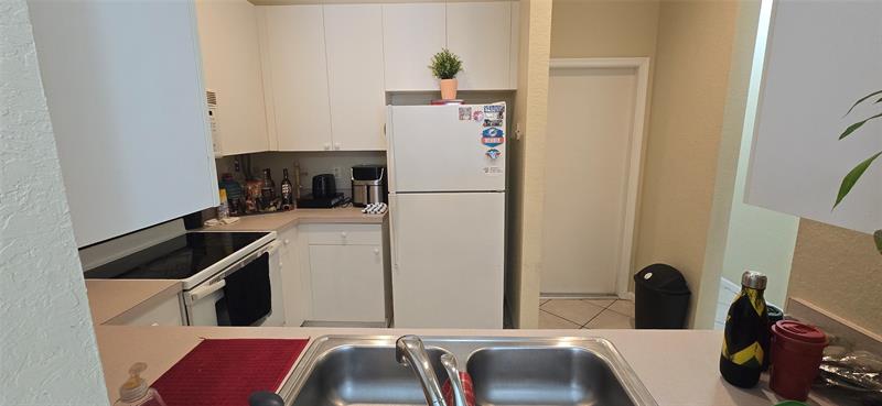 Image 4 of 15 For 8314 Lagos De Campo Blvd
