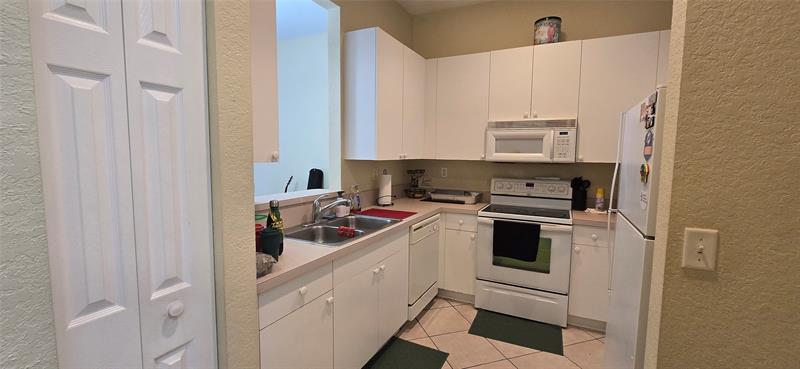 Image 7 of 15 For 8314 Lagos De Campo Blvd
