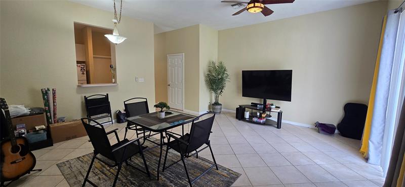 Image 8 of 15 For 8314 Lagos De Campo Blvd