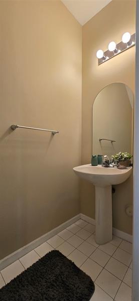Image 9 of 15 For 8314 Lagos De Campo Blvd