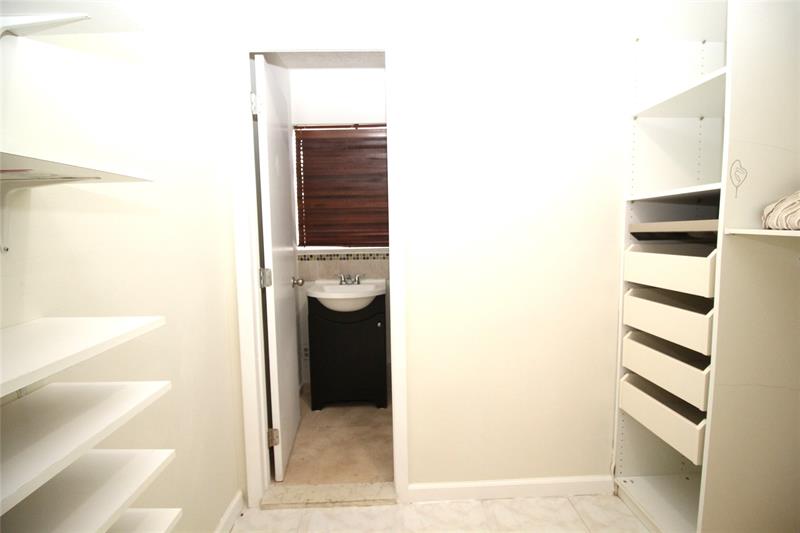 Image 8 of 18 For 3910 61st Ave