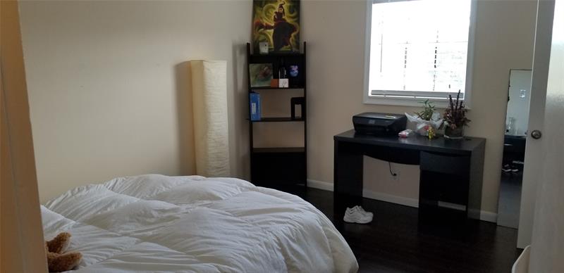 Image 8 of 10 For 905 28th St  