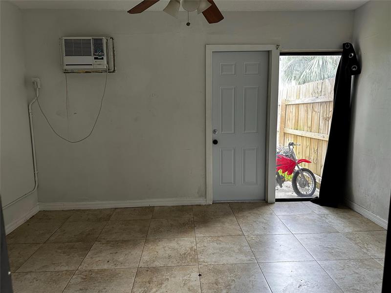 Image 6 of 7 For 3259 118th Ln