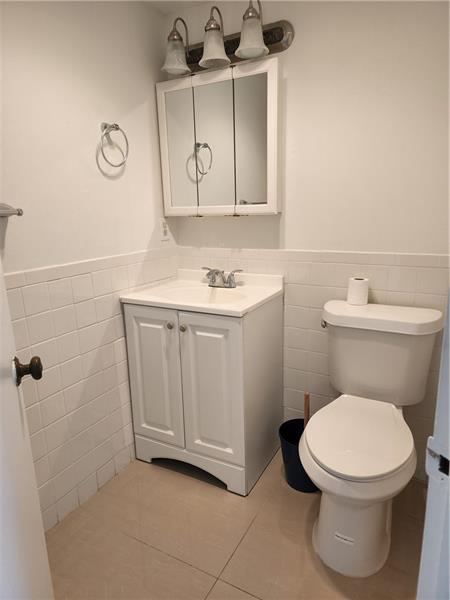 Image 13 of 15 For 9911 Sandalfoot Blvd  101