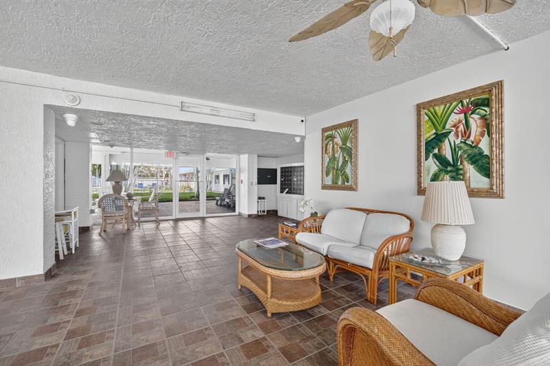 Image 21 of 29 For 1480 Ocean Blvd  209