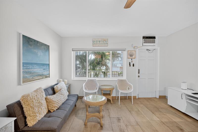 Image 4 of 29 For 1480 Ocean Blvd  209