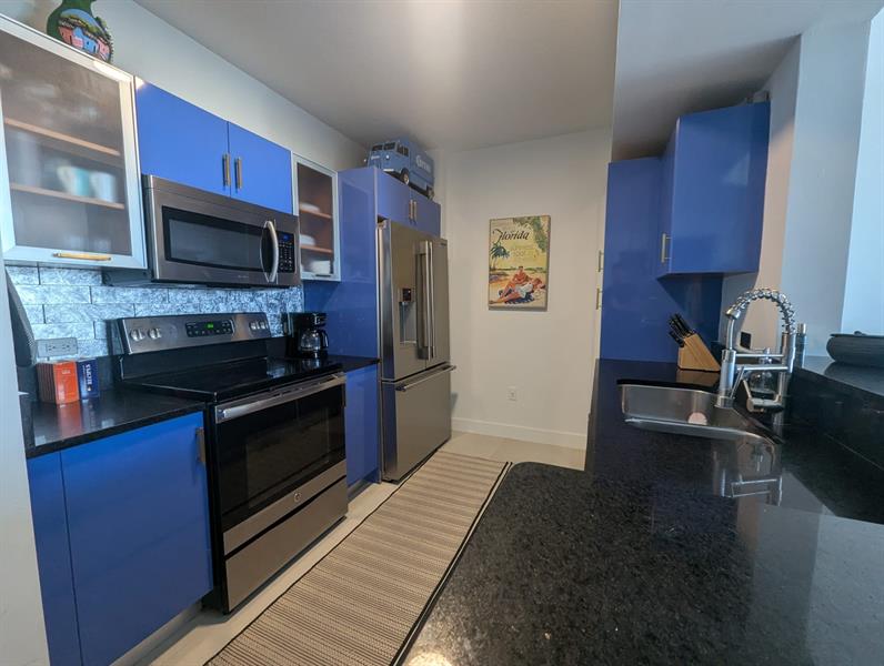 Image 11 of 23 For 18800 29th Ave  910