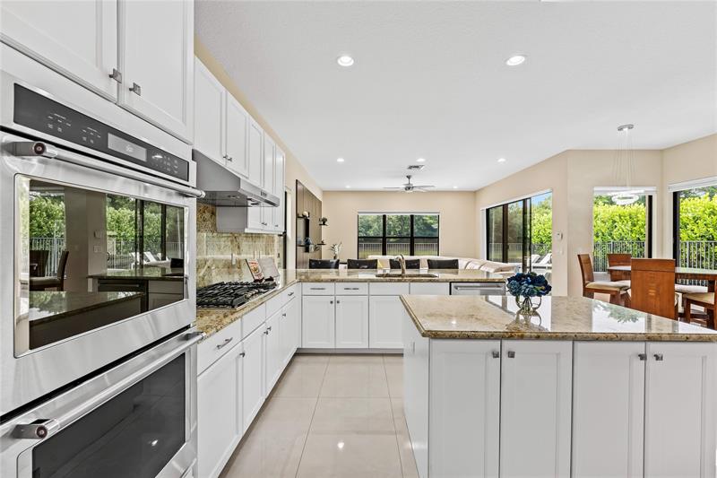 Image 10 of 56 For 9571 Eden Roc Ct