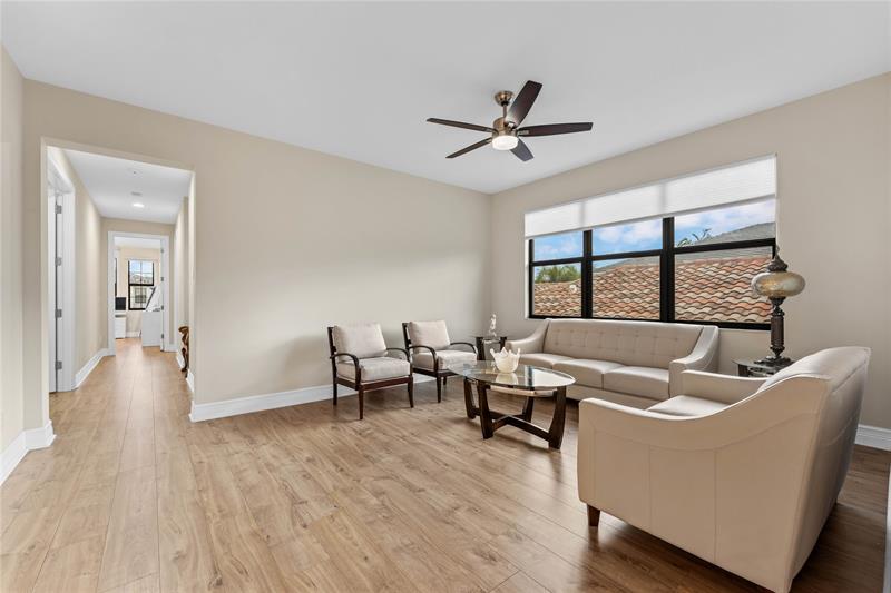 Image 25 of 56 For 9571 Eden Roc Ct