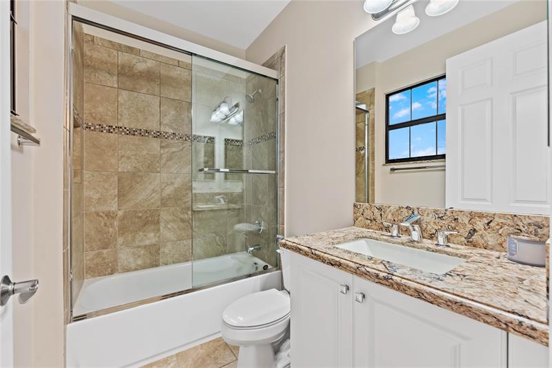 Image 35 of 56 For 9571 Eden Roc Ct