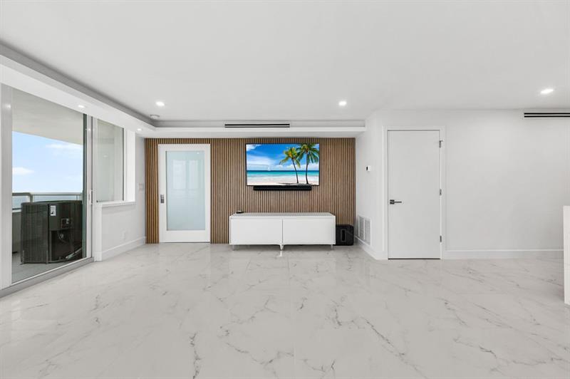 Image 13 of 23 For 545 Fort Lauderdale Beach Blvd  1701