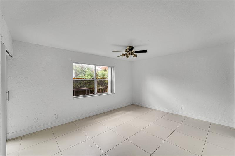 Image 18 of 25 For 9182 40th St  9182
