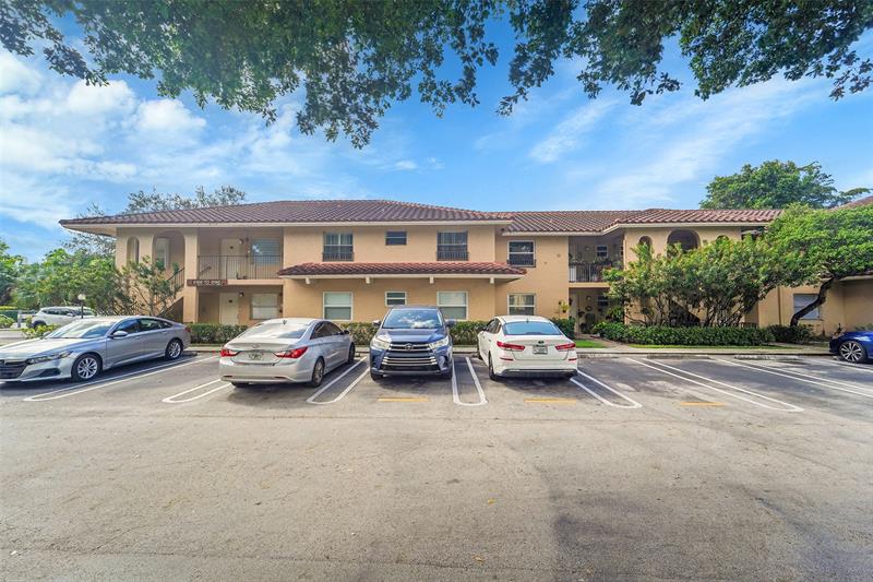 Image 3 of 25 For 9182 40th St  9182