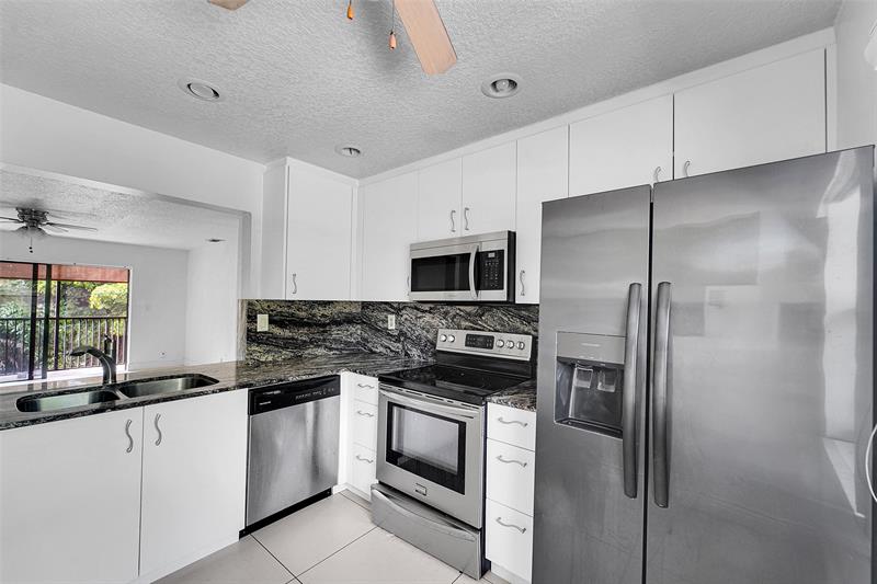 Image 7 of 25 For 9182 40th St  9182