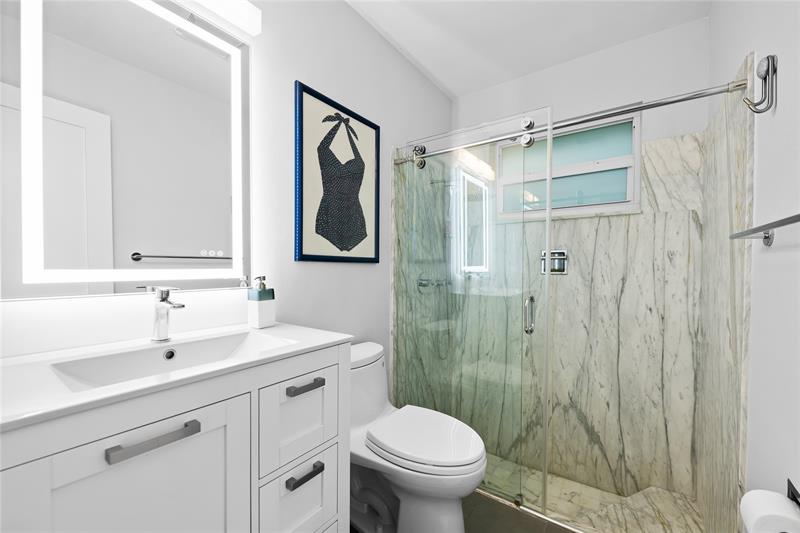Image 15 of 57 For 757 7th St  