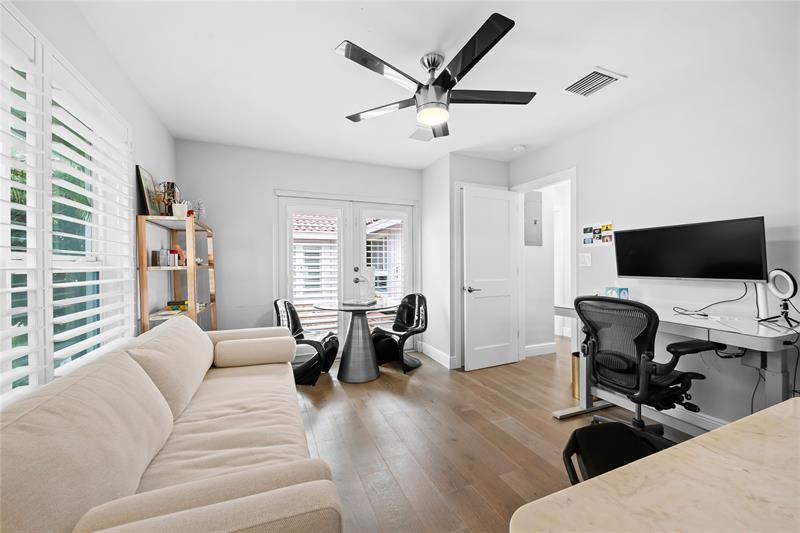 Image 16 of 57 For 757 7th St  