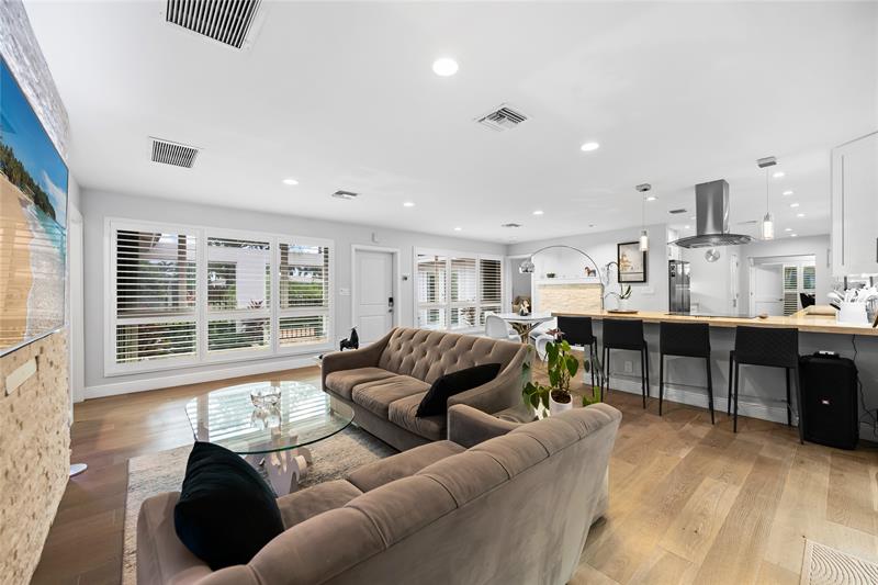 Image 29 of 57 For 757 7th St  