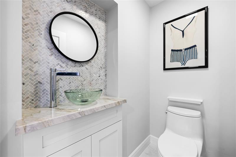 Image 34 of 57 For 757 7th St  