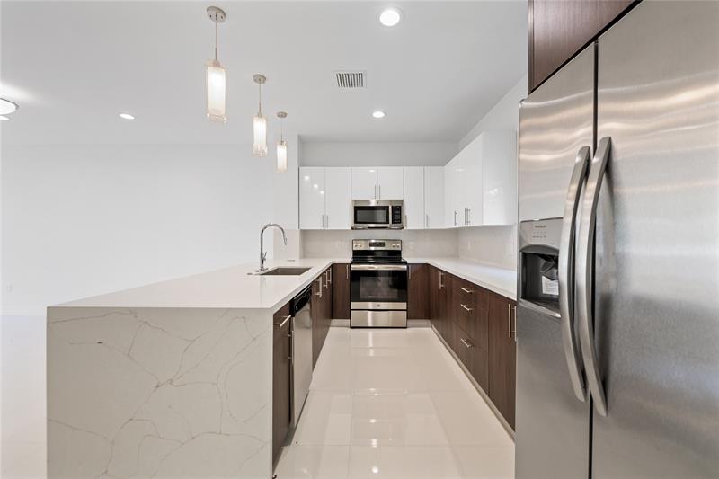 Image 4 of 38 For 1428 4th Ave  1428