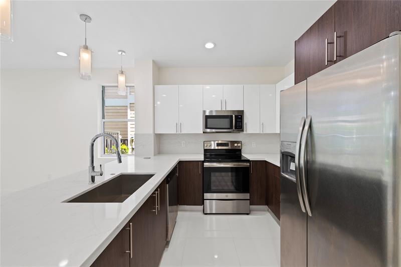 Image 4 of 32 For 1430 4th Ave  1430