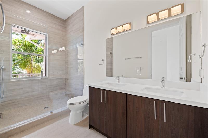 Image 8 of 32 For 1430 4th Ave  1430