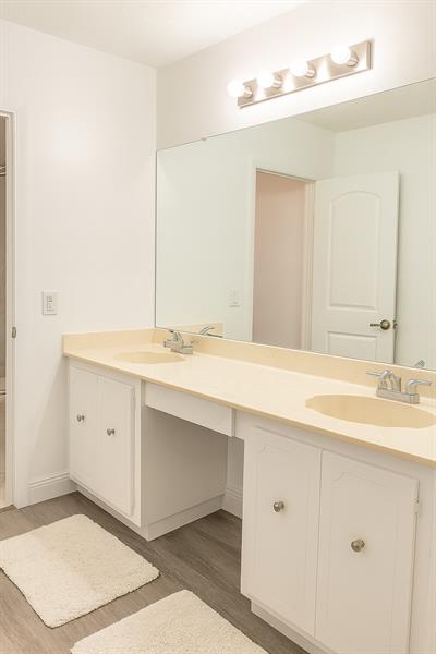 Image 14 of 21 For 6639 41st Pl