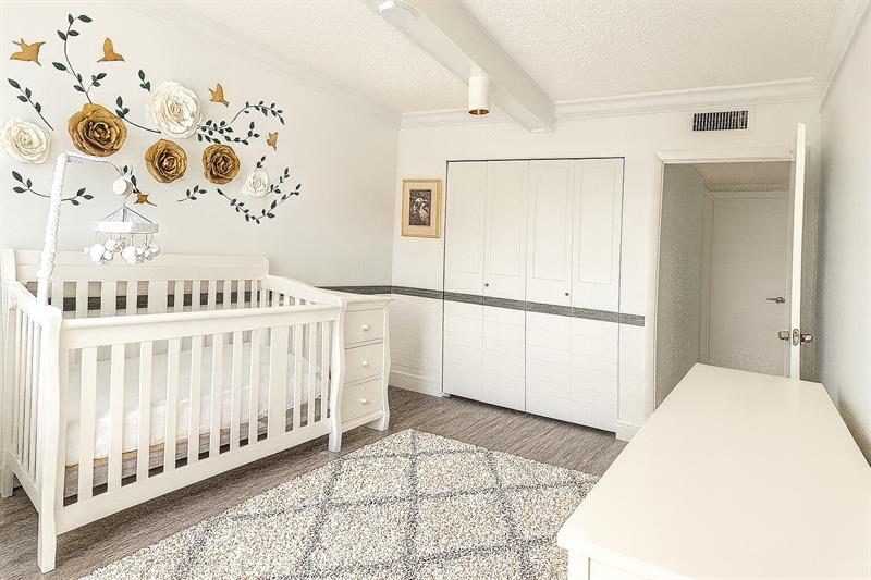 Image 17 of 21 For 6639 41st Pl