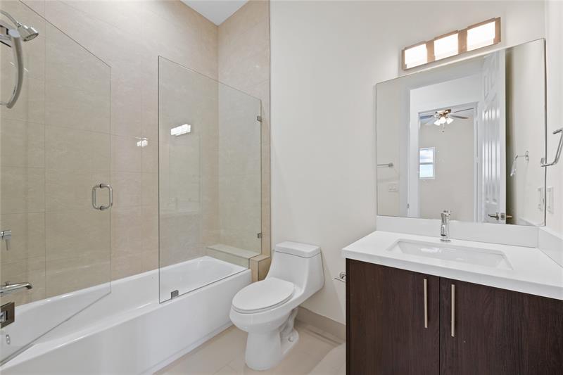 Image 10 of 32 For 1434 4th Ave  1434