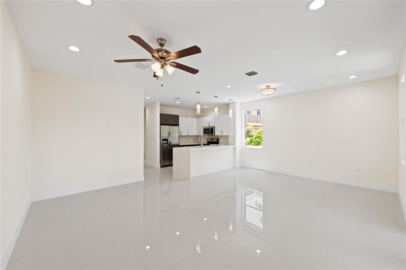 Image 24 of 32 For 1434 4th Ave  1434