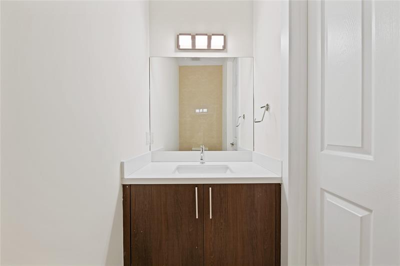 Image 26 of 32 For 1434 4th Ave  1434