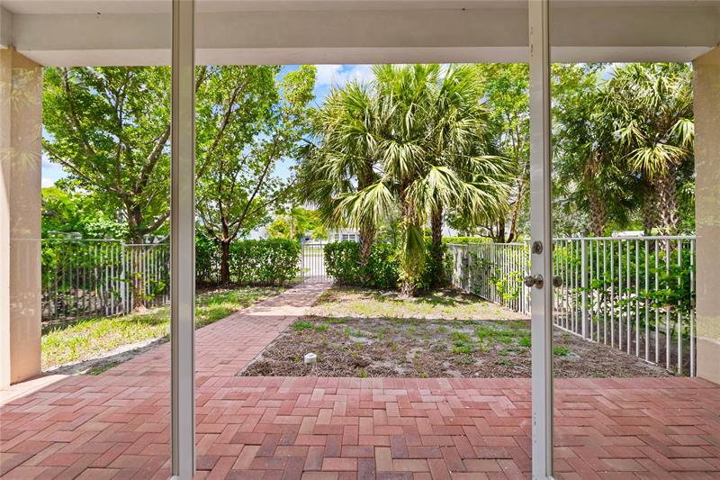 Image 30 of 32 For 1434 4th Ave  1434