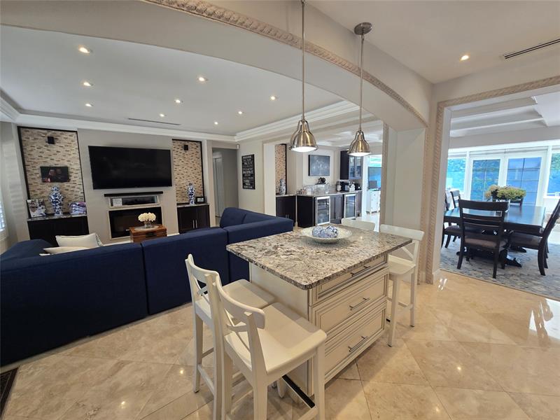 Image 12 of 32 For 3204 Barton Rd