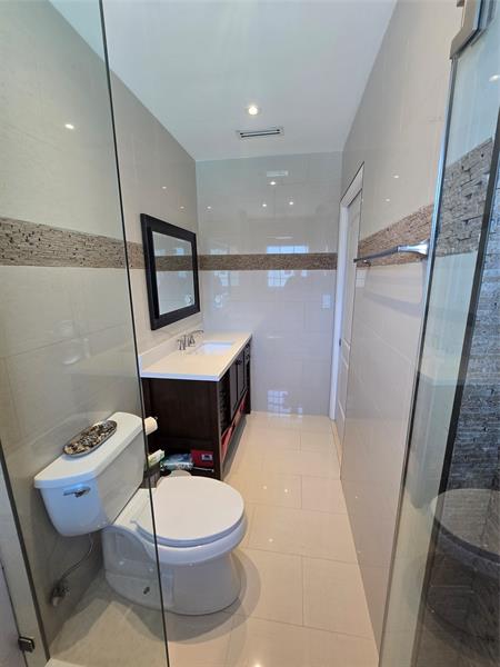 Image 24 of 32 For 3204 Barton Rd