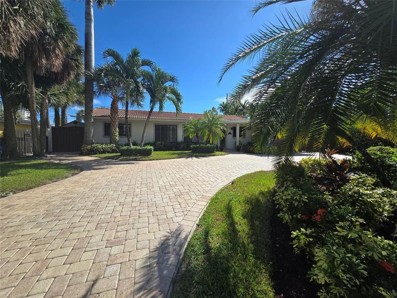 Image 32 of 32 For 3204 Barton Rd