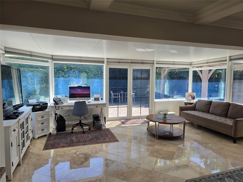 Image 8 of 32 For 3204 Barton Rd