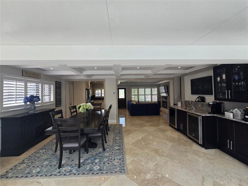 Image 9 of 32 For 3204 Barton Rd