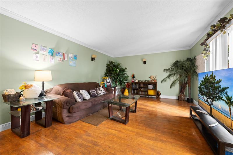 Image 17 of 22 For 3112 Spanish Wells Dr  14-a