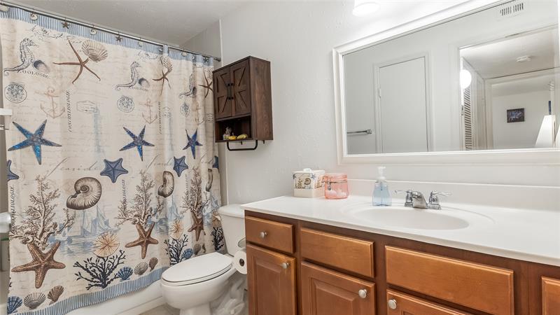 Image 34 of 40 For 733 Riverside Dr  1216