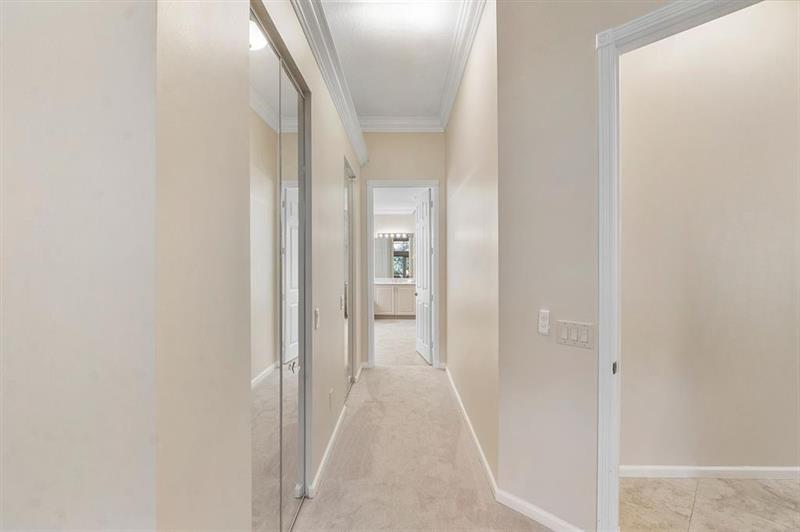 Image 12 of 27 For 6828 Belmont Shore Dr