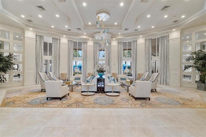 Image 17 of 27 For 6828 Belmont Shore Dr