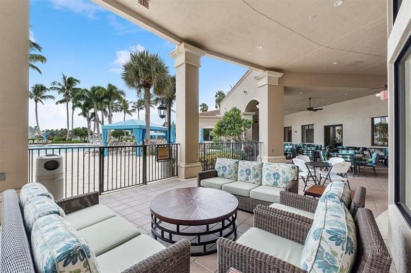 Image 26 of 27 For 6828 Belmont Shore Dr