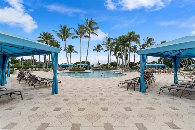 Image 27 of 27 For 6828 Belmont Shore Dr