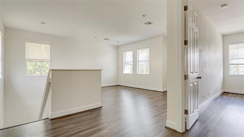 Image 24 of 57 For 8343 121st Way