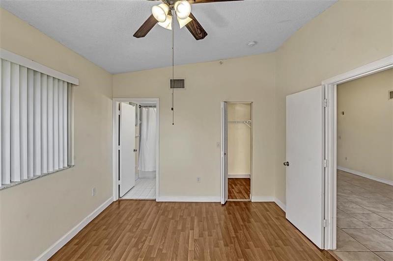 Image 11 of 13 For 3241 Sabal Palm Mnr  301