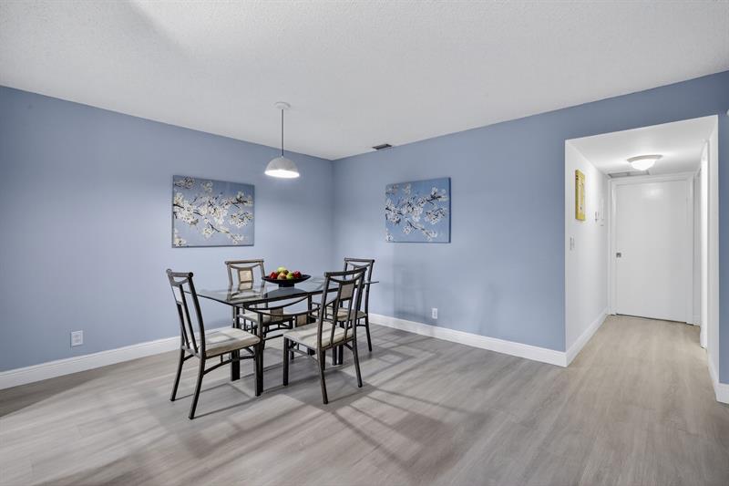 Image 10 of 41 For 13930 Nesting Way  C